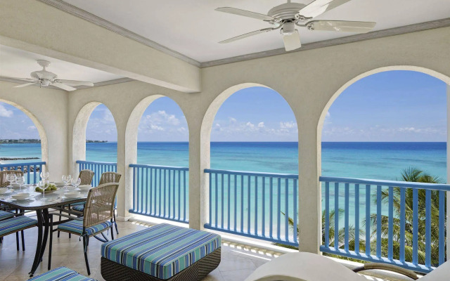 Maxwell Beach Villas