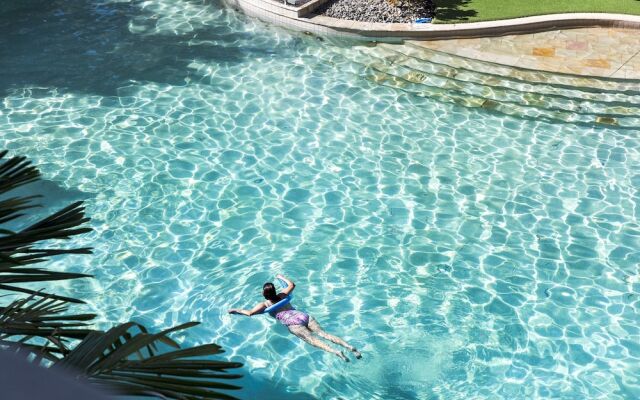 Temple 304 Modern Spacious