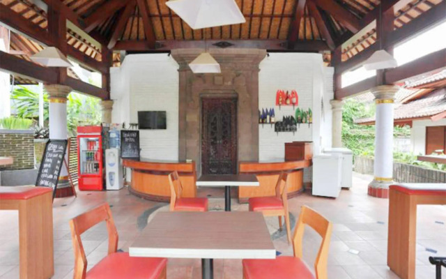 Puri Padi Hotel