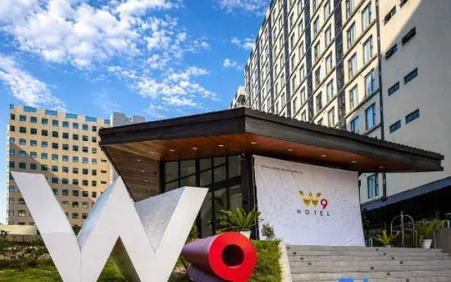W9 Hotel and Resorts near Manila Airport
