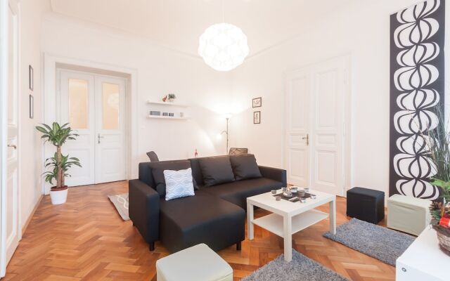 Na Smetance Apartments