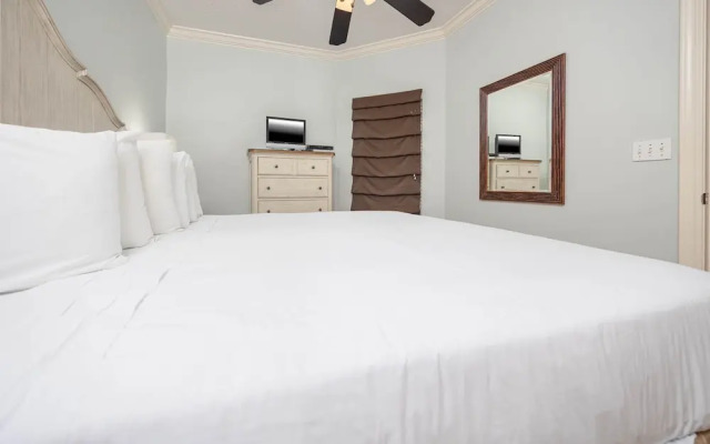 Phoenix Ix 705 3 Bedroom Condo