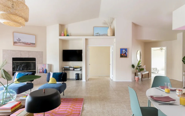 Flamingo by AvantStay | Desert Oasis 10 Mins to Coachella w/ Pool