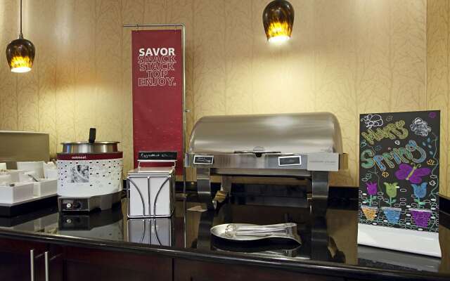 Hampton Inn Columbus - Airport