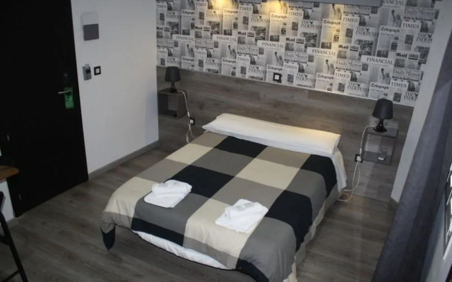 Hostal MH Fuencarral