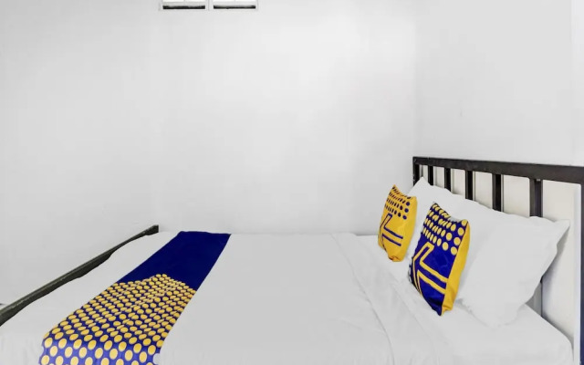 SPOT ON 90742 Kinanthy Homestay Syariah