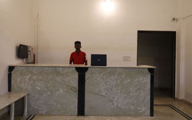 OYO 18789 The Pearl Inn