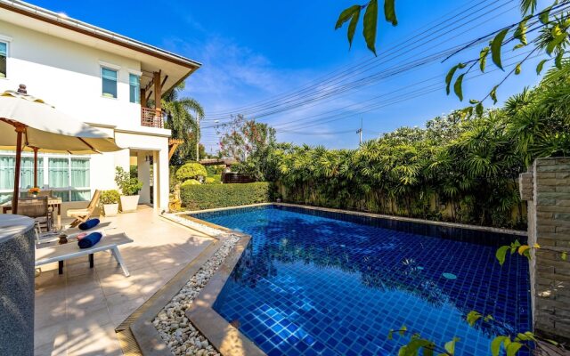 3 Bed Pool Villa in Great Location - STV