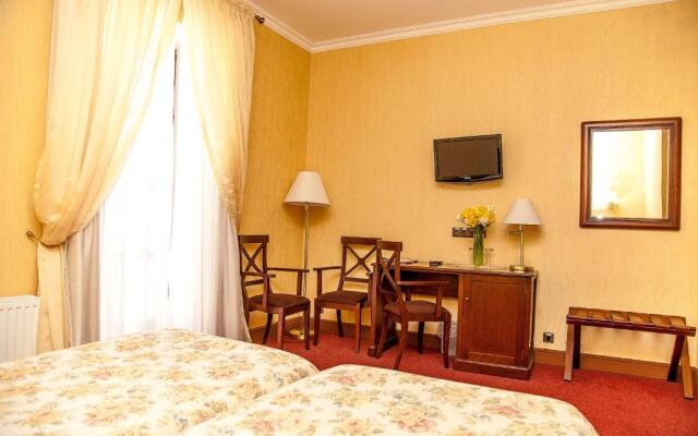 Optima Collection Каменец-Подольский