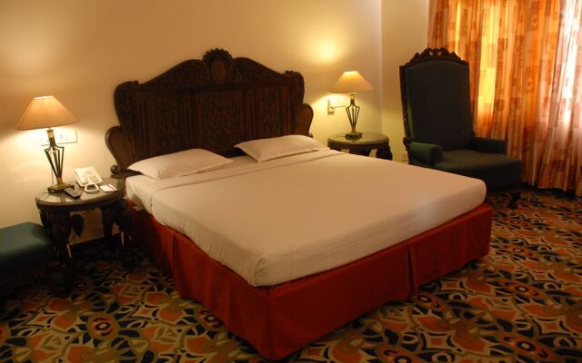 Cama Hotel