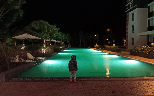 Desiran @ Timurbay - seafront studio apartment with WiFi