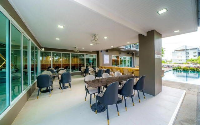Lhc Hotel And Resort