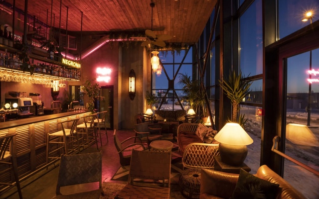 The Greenhouse Hotel
