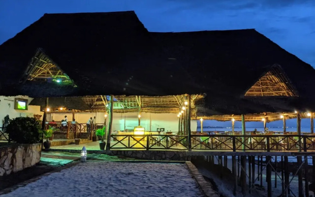 Z Ocean Hotel Kihinani