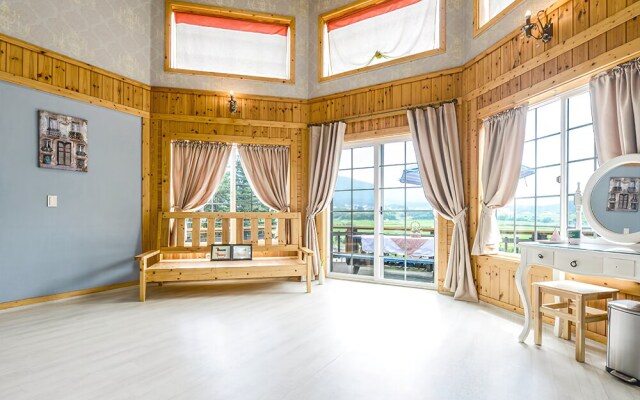 Gyeongju Magic Castle Pet Pension