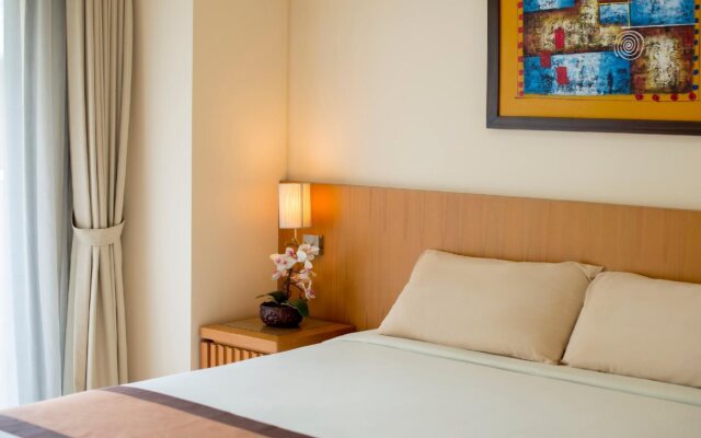 Puri KIIC Golf View Hotel