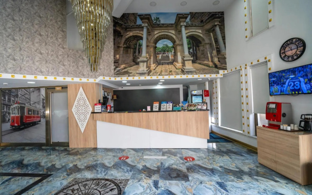 Piyes Otel
