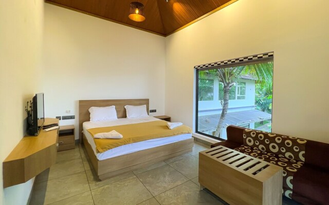 Jai Lake House