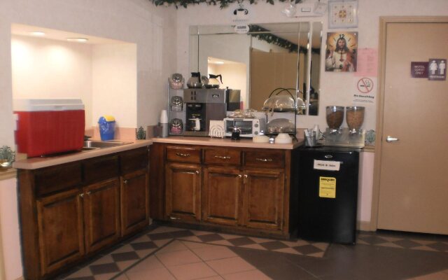 Executive Inn & Suites - Covington