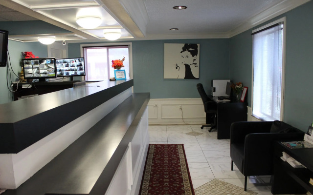 Rite4us Inn & Suites