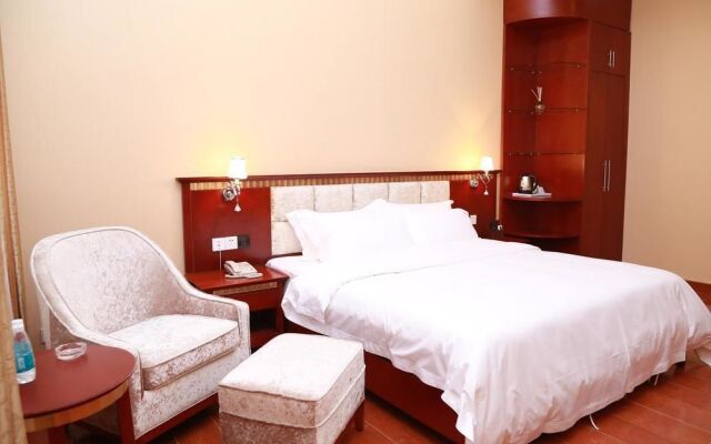 Longhui Hotel