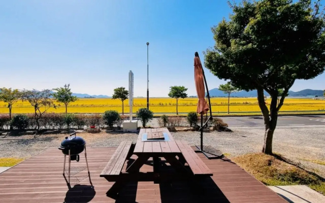 Suncheon Suncheon Pension 702 (1 minute walk from Suncheon Bay Wetland)