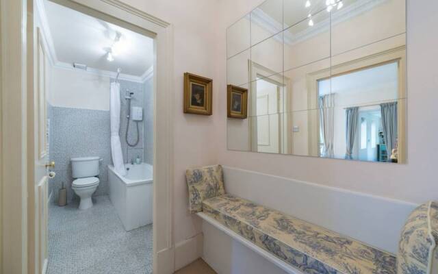 1 Bedroom Apartment in New Town
