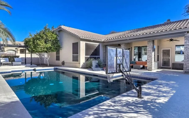 Luxury North Scottsdale Home With Pool!