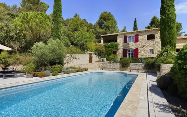 Maison Les Baux-de-Provence, 6 pièces, 8 personnes - FR-1-599-63