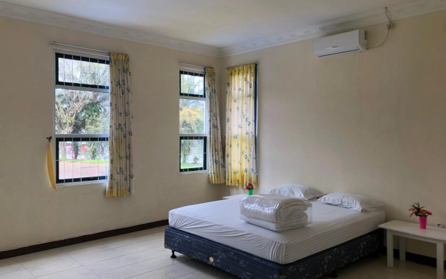 Eton Asia Kota Bunga Villas