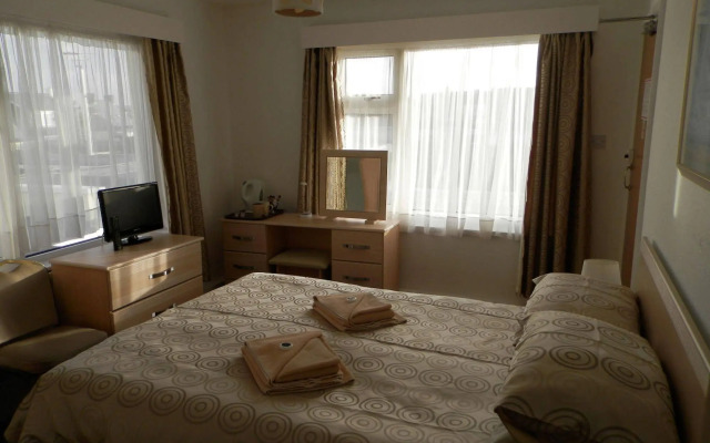 Wayside Cheer Hotel