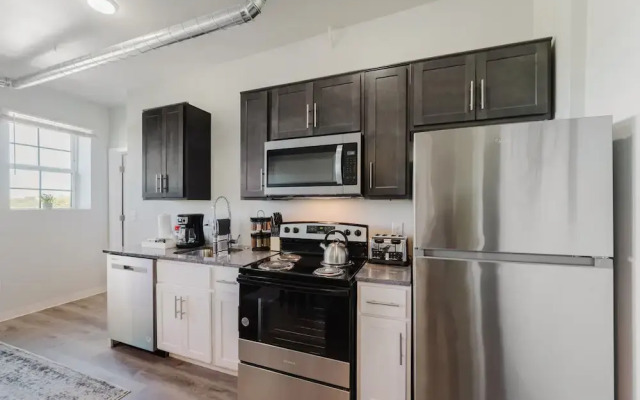 Modern Retreat Near Henry Ford