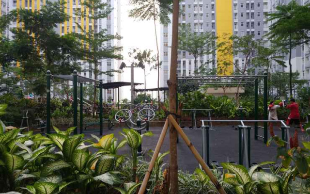 Nice 2BR at Springlake Summarecon Bekasi Apartment By Travelio