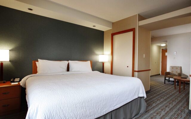 Fairfield Inn & Suites Sudbury