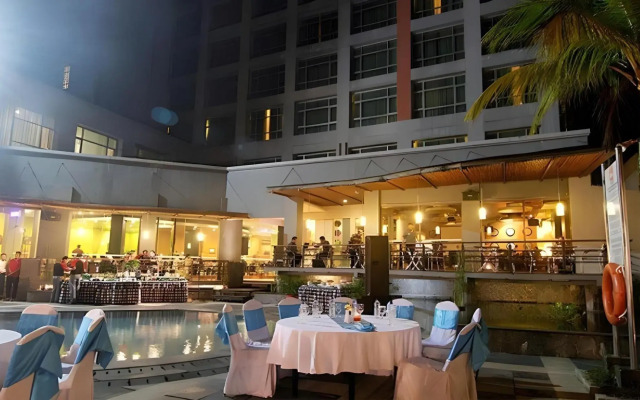 ATM Maybank Hotel Ibis Pekanbaru
