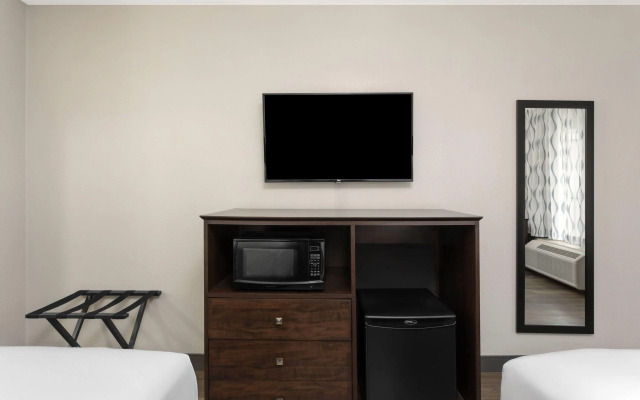 Days Inn by Wyndham Orlando Conv. Center/International Dr