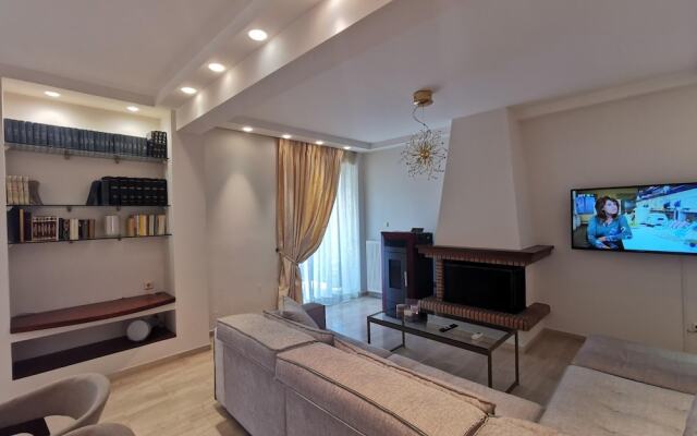 Cassiopeia - Glyfada Apartment