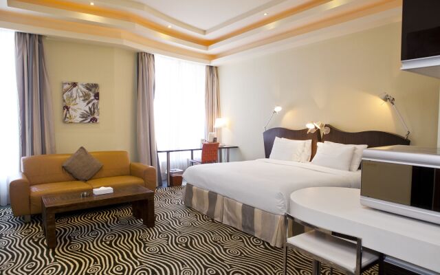 Al Raya Suites