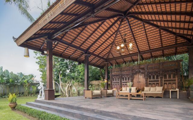 Ubud Raya Villa