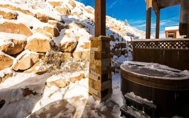 Fairway Springs by Park City Vacations