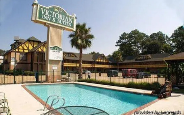 Victorian Inn & Suites