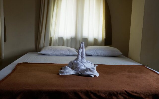 Hotel Syariah Larismanis