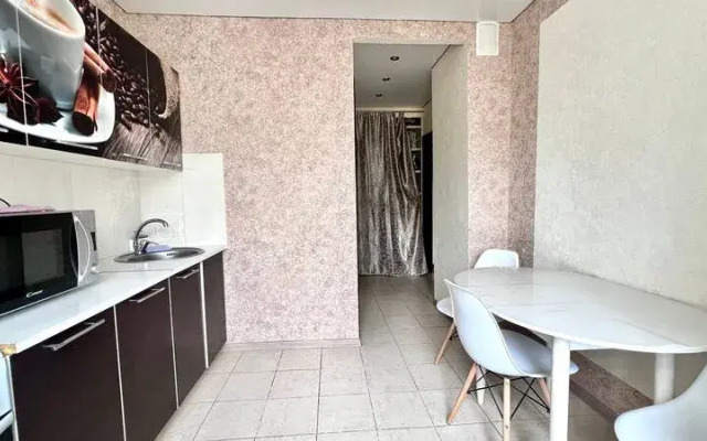 Rent House on Entuziastov street, 48