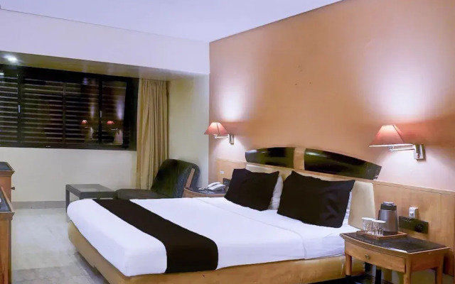 Premium Room Near Pataleshwar Temple, Pune