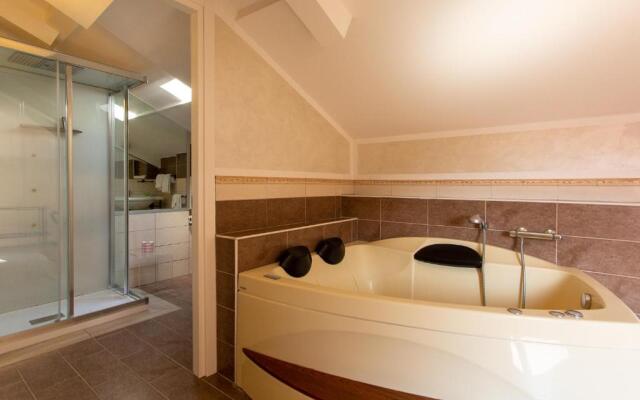 Residence Villa il Casale - appartamenti wellness e piscina riscaldata