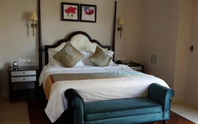 Tangla Suites Yalong Bay