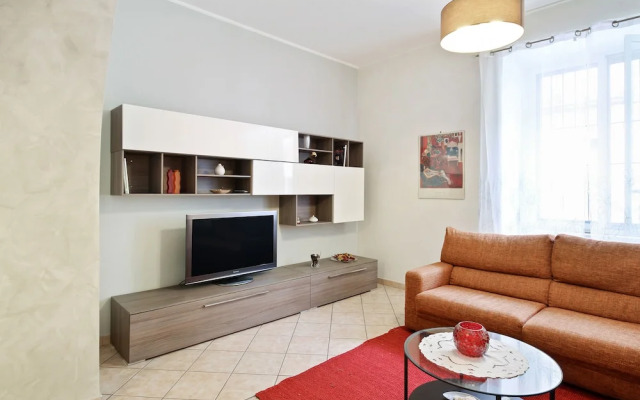 Central Balcony Apartment