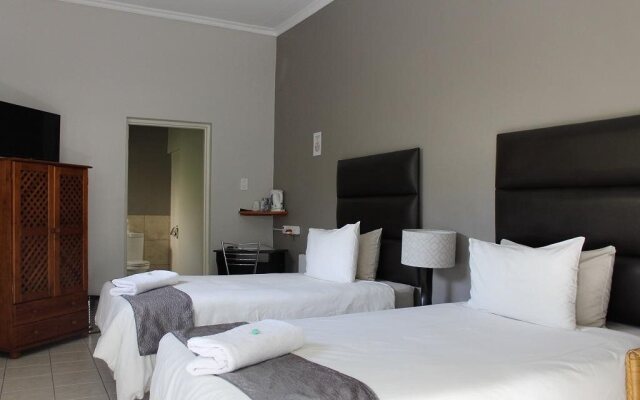 Fin & Feather Guest House
