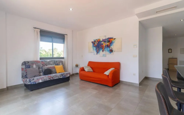 Spacious Apartment With 2 Terraces