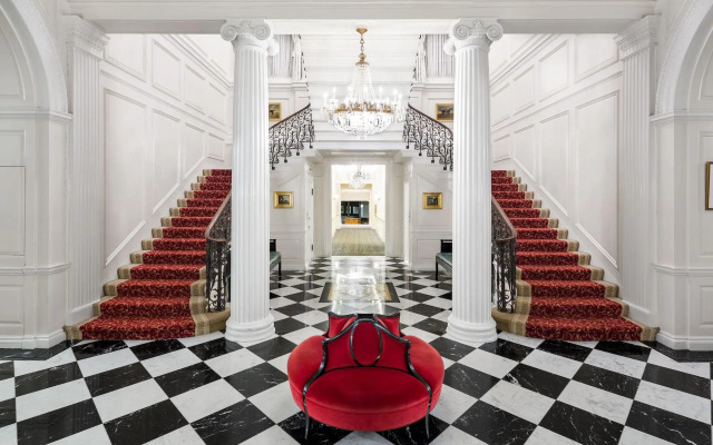 The Mansion at Glen Cove